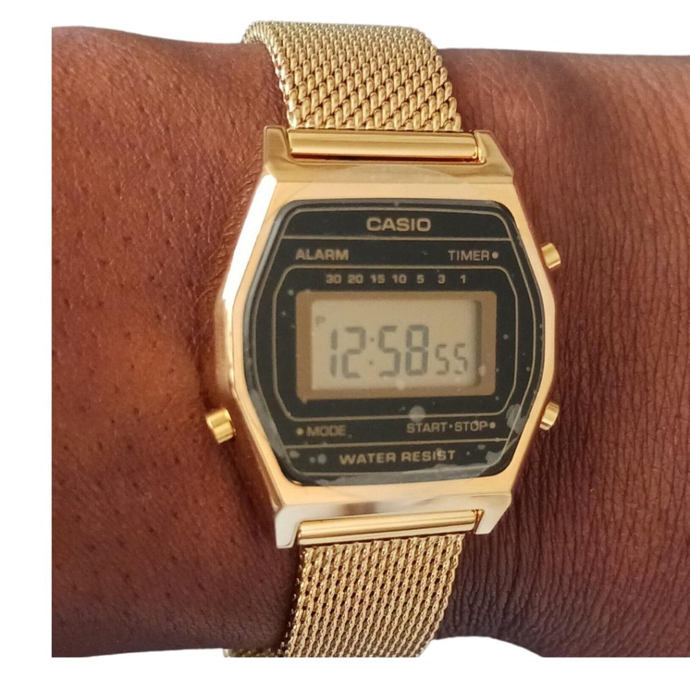 Casio Women's Vintage Gold Tone Mesh Watch
